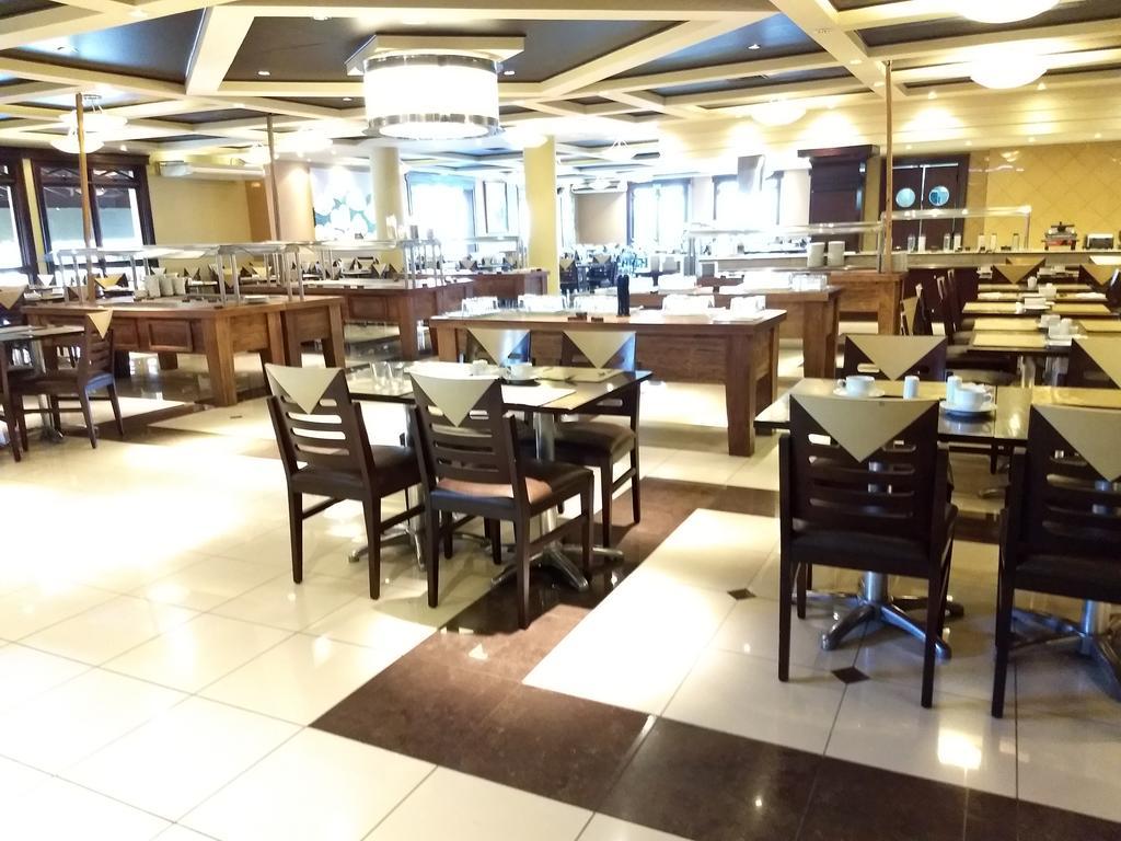 Flat No Hotel Wish Serrano Resort กรามาโด ภายนอก รูปภาพ